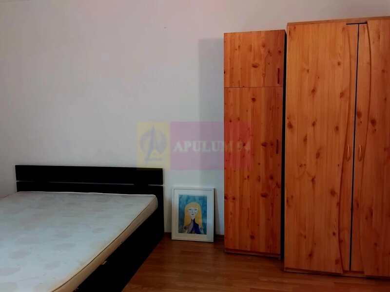 Garsoniera Piata Alba Iulia.