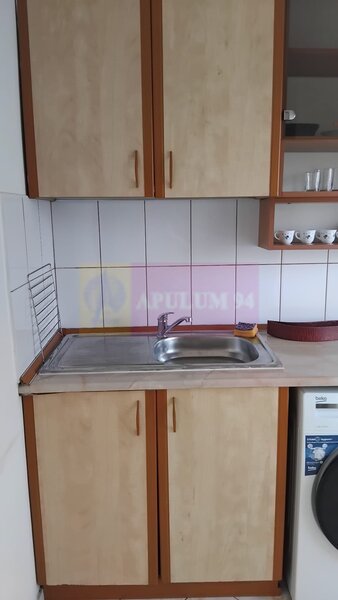 Garsoniera Piata Alba Iulia.